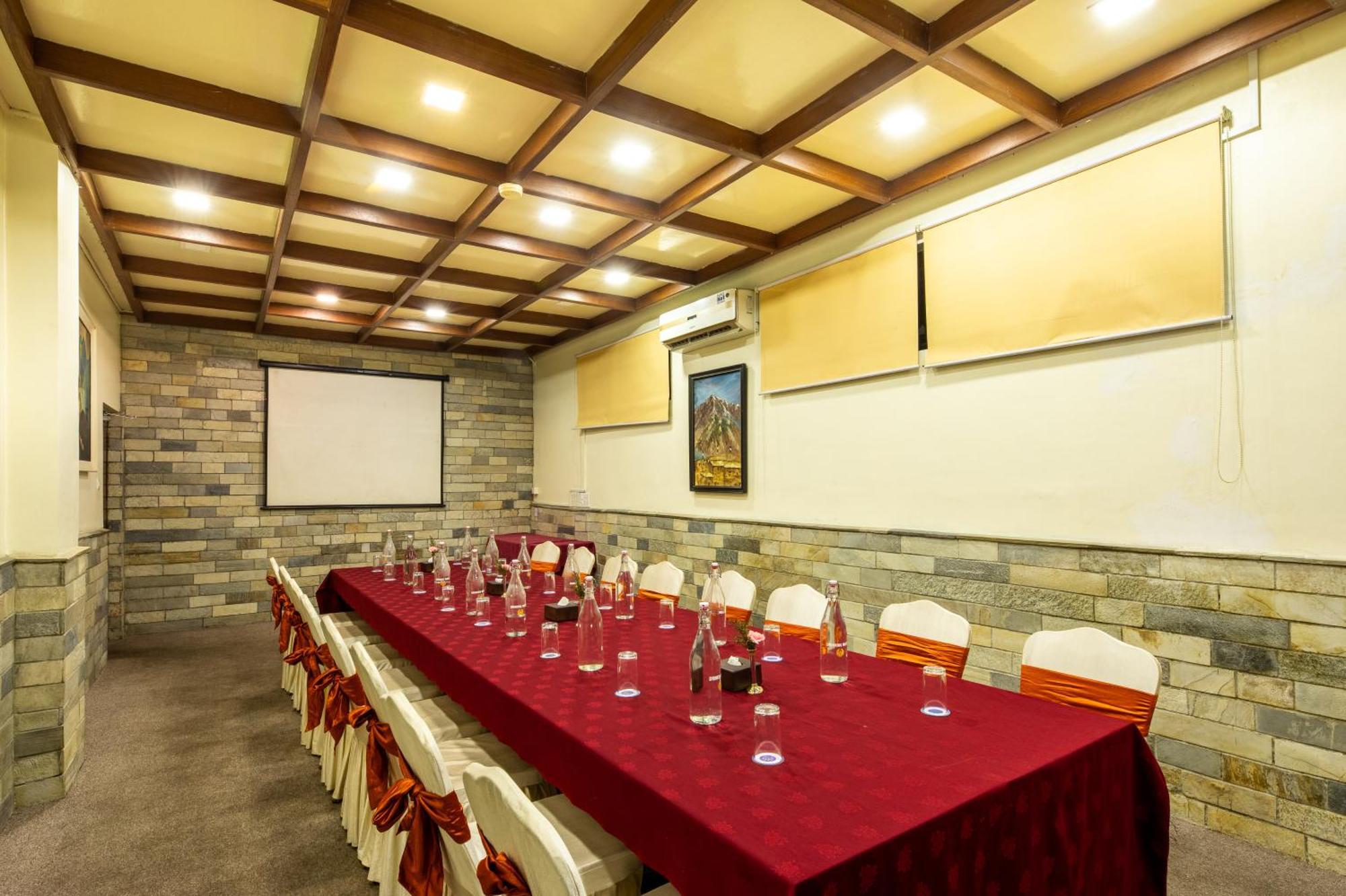 Hotel Marshyangdi Kathmandu Luaran gambar